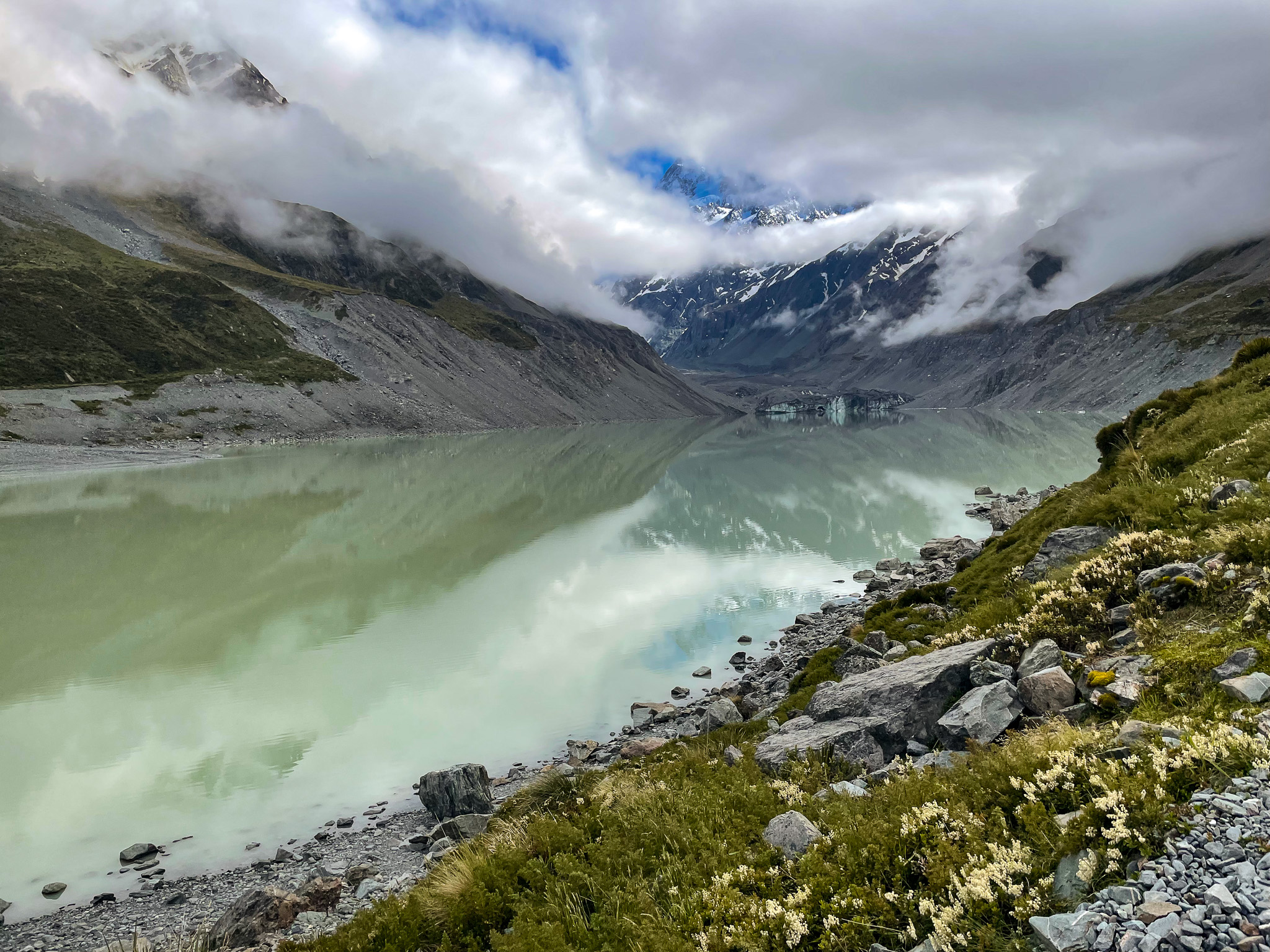 Hooker Lake and Mount Cook