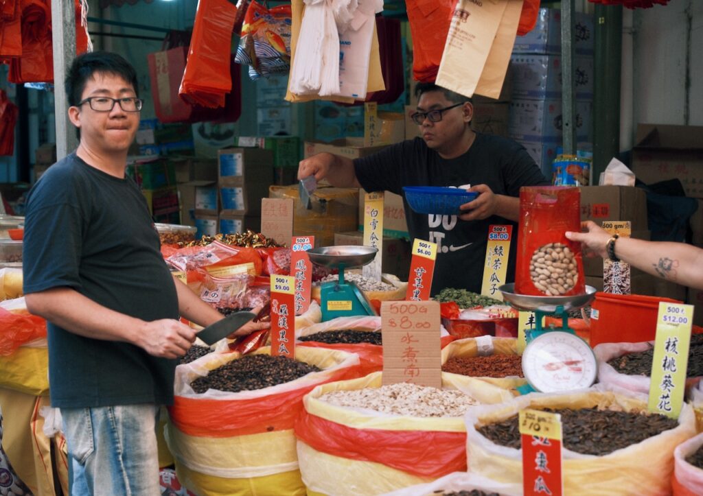 Street vendor at Singapore Chinatown.